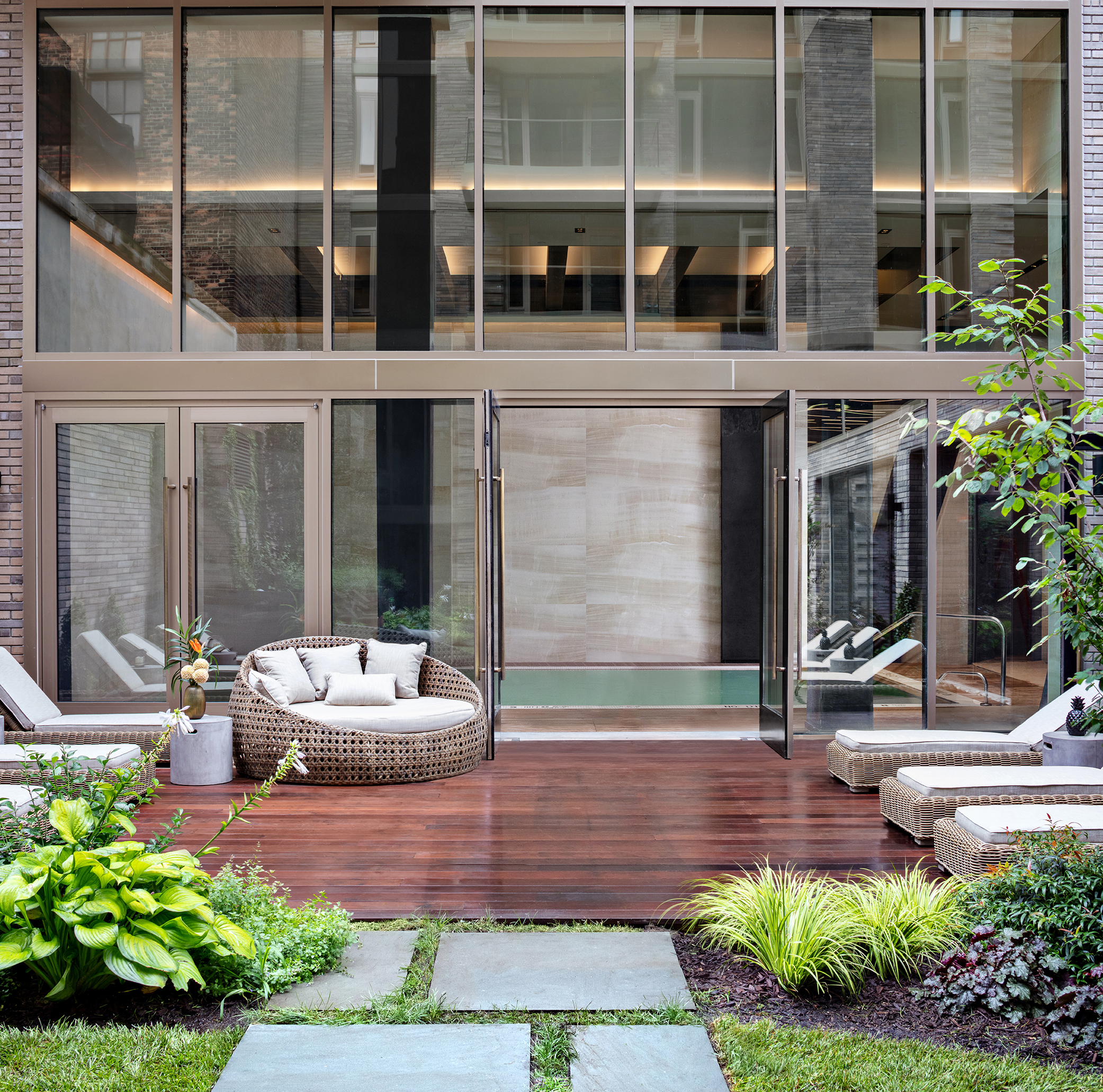 open-air courtyard at 505 W 43 hell's kitchen condos 